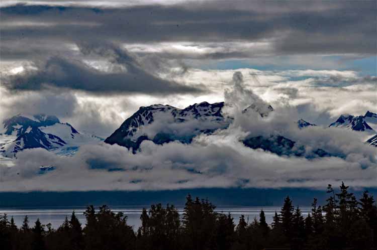 clouds and mountains